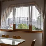 アパート Krokus ザコパネ